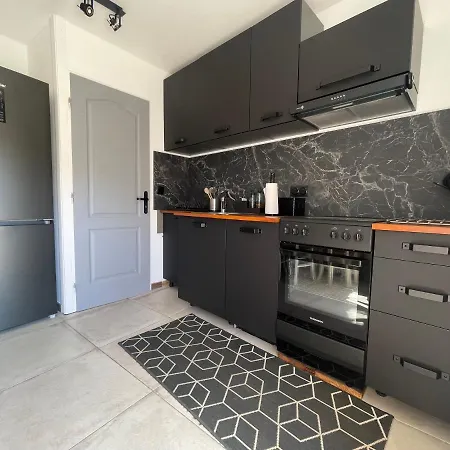 Dans Maison De Village Vue Sisco