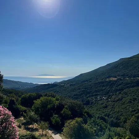 Dans Maison De Village Vue * Sisco