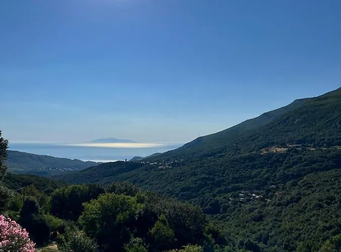 Dans Maison De Village Vue * Sisco